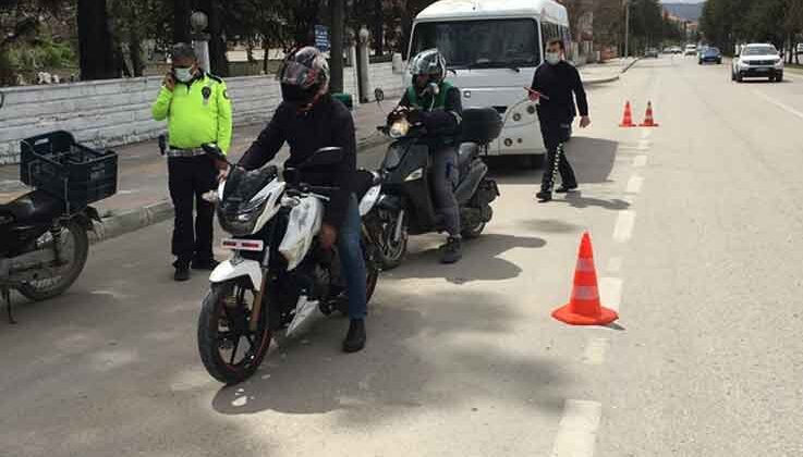 Polis Ekiplerinden Motosiklet Denetimi