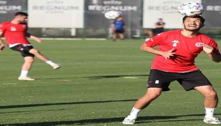 FT Antalyaspor ligde kalmayı garantiledi