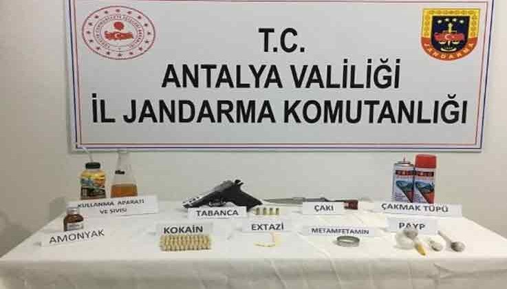 Apart dairede uyuşturucu kullananlara suç üstü