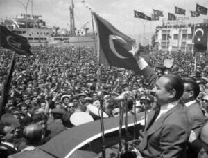 AK Parti : “27 Mayıslar, 12 Eylüller, 28 Şubatlar, 15 Temmuzlar tekrar etmeyecek”
