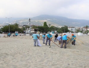 Alanya Galip Dere Plajı’nda yeni sezon hazırlıkları