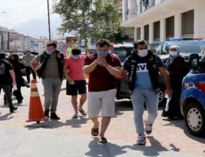 Alanya’da polisten uyuşturucu baskını: 3 gözaltı