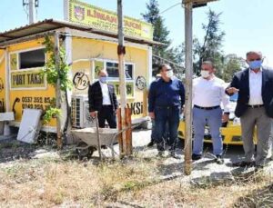 Konyaaltı’nda taksi durakları yenileniyor