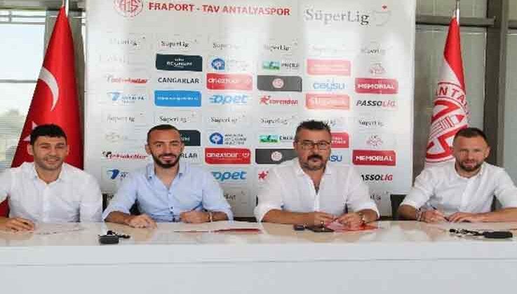 Antalyaspor’da iç transferde 3 imza