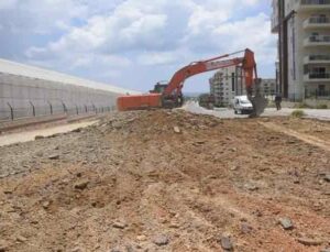 Alanya Belediyesi yol çalışmalarında yeni tekniğe geçti