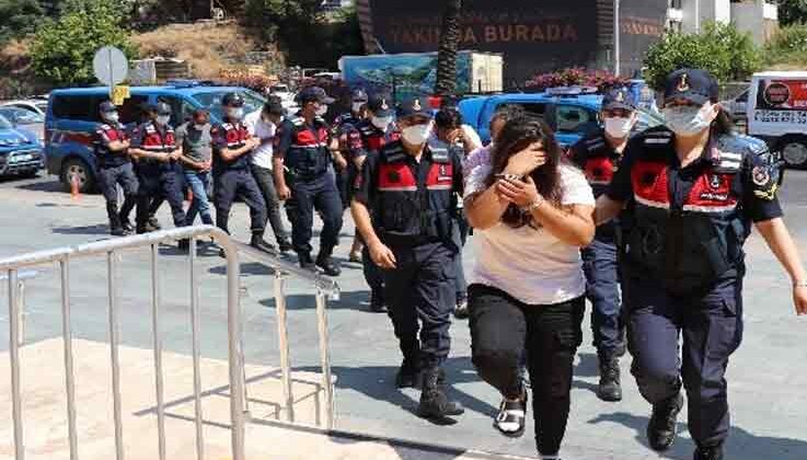Antalya’da insan tacirlerine operasyonda 6 tutuklama