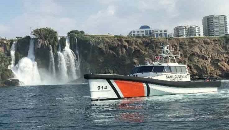 Finike’de yeni sahil güvenlik botu hizmete girdi