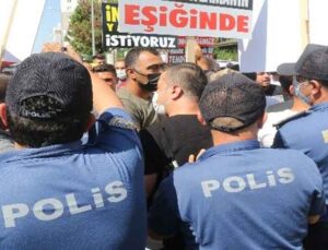 Antalya’da 40 yıldır çözülemeyen imar planı 200 kişi ile protesto edildi