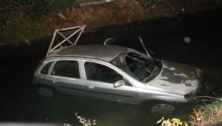 Sulama kanalına uçan otomobilden burnu bile kanamadan çıktı