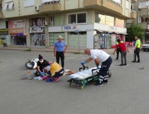 Kumluca’da otomobil motosiklete çarptı: 1 ağır yaralı