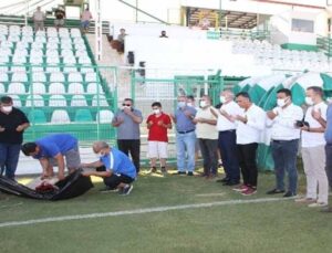 Serik Belediyespor’da yeni sezon açılışı dualar eşliğinde kurban kesilerek yapıldı