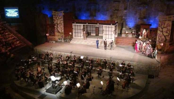 Aspendos 28. kez opera severlere kapılarını açtı