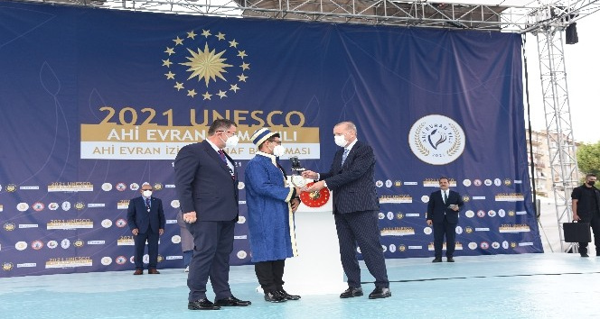 ‘Yılın kalfası’ ödülü Antalya’ya