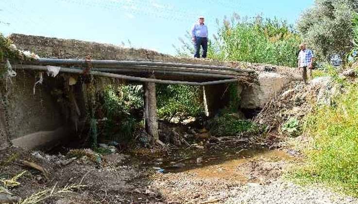 Vatandaşın 40 yıllık köprü problemi çözüm bekliyor