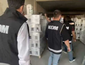 Antalya’da 7 bin 638 şişe sahte alkol ile 450 gram metamfetamin ele geçirildi