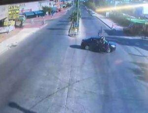 Motosiklet ile otomobil çarpıştı, motosiklette oturan genç böyle uçtu