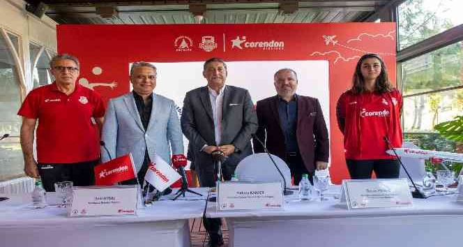 Corendon Aırlines, Muratpaşa Belediyesi Kadın Voleybol Takımı’na sponsor oldu
