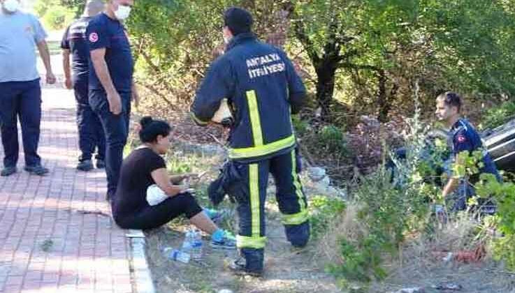 Takla atarak hurdaya dönen araçtan, burnu kanamadan çıktı