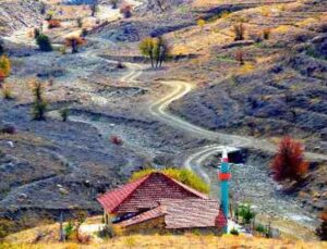 ‘Karabayır’ sonbahar renkleriyle ilgi çekiyor