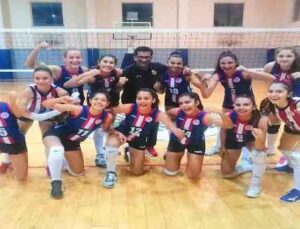 Antalyaspor Genç Kız Voleybol Takımından 3 maçta 3 galibiyet