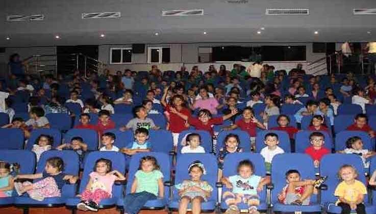 Alanya’da sezonun ilk çocuk oyunu ‘Yağmur Taşı’ gösterime giriyor