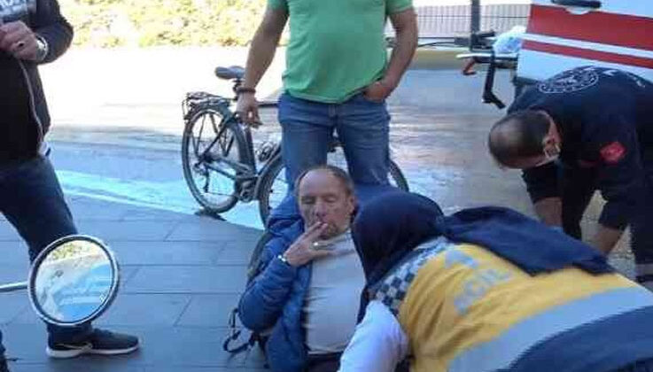 Motosikletten düşerek yaralanan Alman turist yattığı yerden purosunu içmeye devam etti