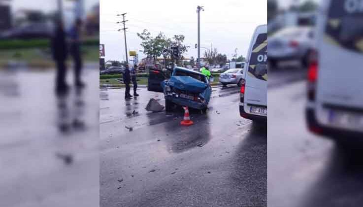 Serik’te zincirleme kaza: 1 yaralı