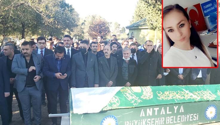 Eski eşi tarafından öldürülen Hayriye, toprağa verildi