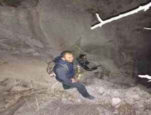 Bey Dağları’nda yolunu kaybeden 1’i kadın 2 kişi jandarma tarafından kurtarıldı