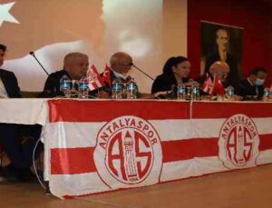 Antalyaspor Başkanı Çetin: “Hedefimiz az borç, çok başarı”