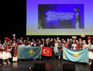 Kazakistan’ın bağımsızlık yıl dönümü Muratpaşa’da kutlandı