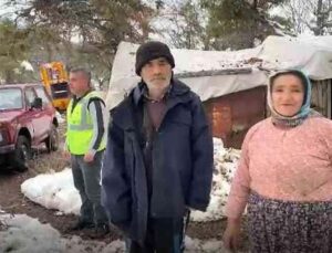Kar yağışı nedeniyle yaylada mahsur kalan aile kurtarıldı