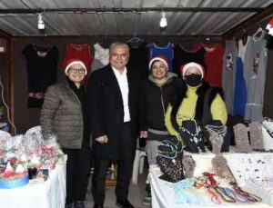 Muratpaşa Yılbaşı Çarşısı açıldı