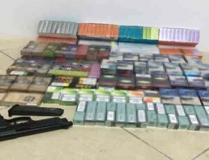 Antalya’da piyasa değeri 37 bin TL olan 2 bin 376 adet elektronik sigara ele geçirildi