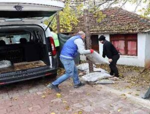 Büyükşehir’den ihtiyaç sahibi ailelere 250’şer kilo kömür yardımı