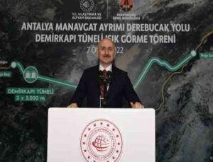 Bakan Karaismailoğlu: “Demirkapı Tüneli’nde ışık göründü”