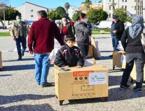 Manavgat Belediyesi’nden yangınzedelere soba ve bisiklet desteği