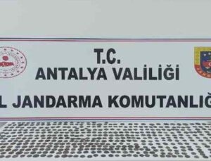 Antalya’da 474 adet sikke ele geçirildi