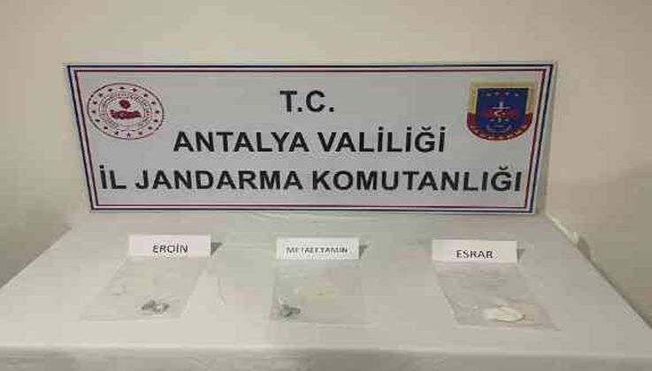 Antalya’da jandarmadan uyuşturucuya geçit yok