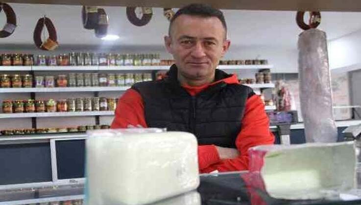 1 kilo sütten 1.5 kilo kaşar peyniri yaptıklarını sanıp sağlıklarını tehlikeye atıyorlar