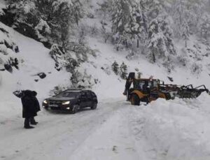 Antalya’nın yaylalarında karla mücadele devam ediyor