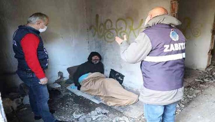 Antalya’da metruk binada kalan vatandaşlara sıcak ortam