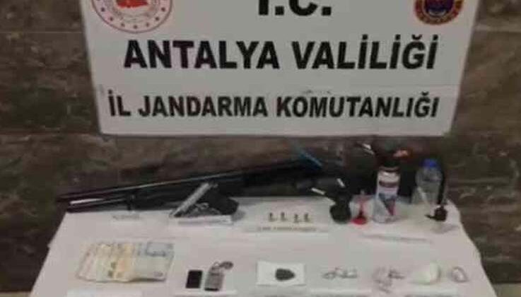 Alanya’da uyuşturucu tacirine operasyon