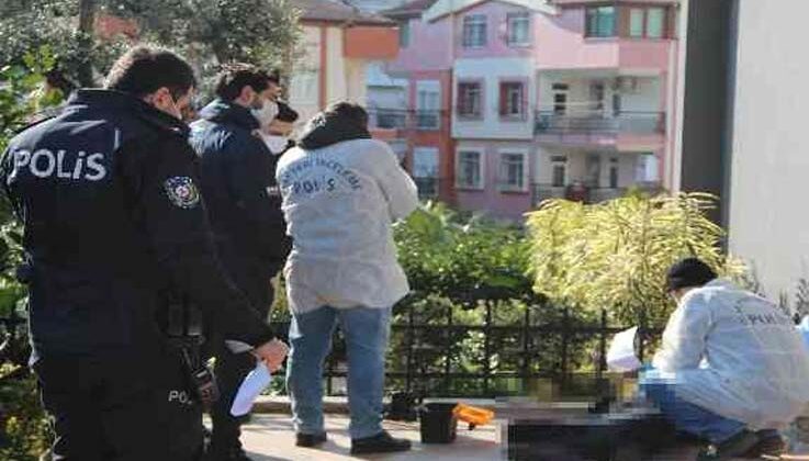 Antalya’da bina bahçesinde şüpheli ölüm