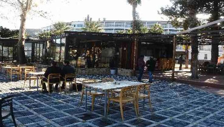 Kemer’in buluşma noktası ‘Deniz Kafe’ yenilendi