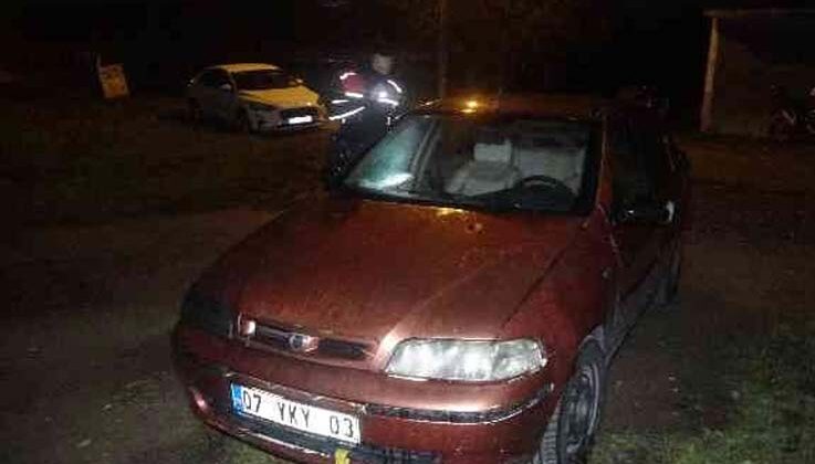Polisin ‘dur’ ihtarına uymayan 2 kişi aracı terk edip kaçtı