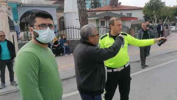 Işık ihlali yapıp otomobile çarpan sürücünün bahanesi şoke etti:”Daldım, geçtim”