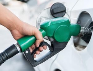 Benzine zam geliyor