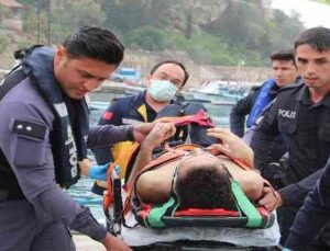 Antalya’da falezlerden düşen üniversite öğrencisini, deniz polisi kurtardı