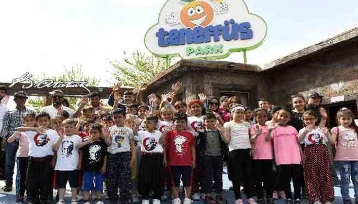 İlk defa Antalya’yı ve denizi gören Gündoğmuşlu çocuklar doyasıya eğlendi